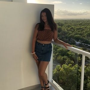 Meet your Posher, Shelby